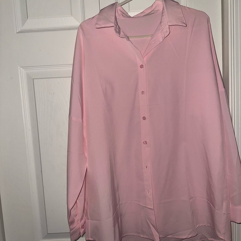 Elegant Pink Button-Up Blouse